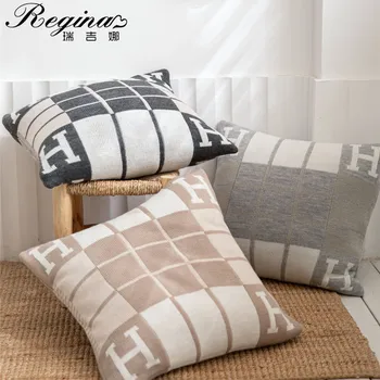 

REGINA Brand Letter H Knitted Plaid Cushion Cover Two Color Patchwork Stripe Exquisite Throw Pillow Cover Sofa Car Pillow Case