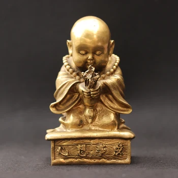 

Bronze monk thought to be pious Buddha blessing feng Shui decoration home decoration products
