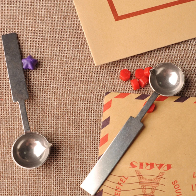 

1PC Stamp Sealing Wax Spoon Wax Stamp Sealing Wax Spoon Vintage Wood Handle Sealing Wax Spoon Stamps for scrapbooking