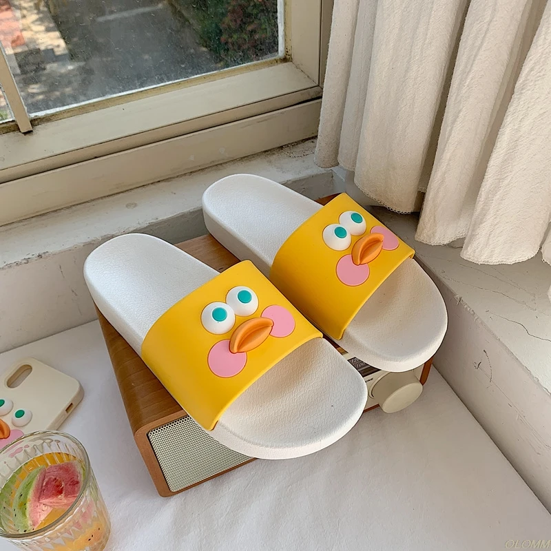 

2019 Cute Cartoon Duck Slippers Women Summer Slides Flat Sandals Home Bathroom Outside Beach Flip Flops Ladies Shoes