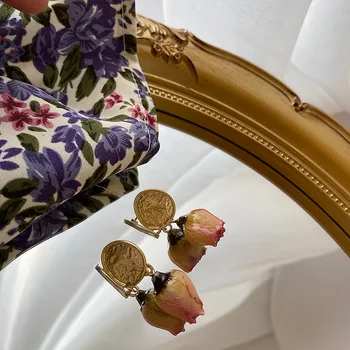 

Vintage Elegant Immortal Rose Flower Epoxy Dried Drop Erarings S925 Post Anti-allergy Cute Gold Coin Rose Accessories For Women