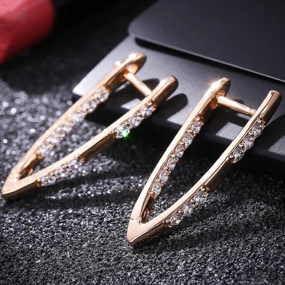 Новая мода бижутерия серьги без пирсинга Горячая роскошь V Форма Золотой/посеребренные серебряные серьги с цирконием кубической огранки для женщин клип серьги серебрёный детские ювелирные изделия,клипсы для девушек