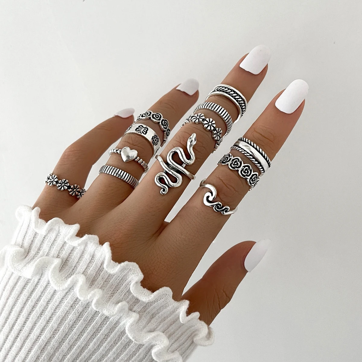 

Aprilwell 12 Pcs Vintage Snake Rings for Women Trendy Aesthetic Flower 2021 Trend Kpop Gothic Anillos Fashion Jewelry Streetwear