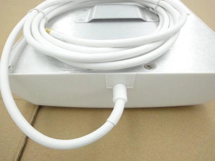 4G indoor patch antenna 14dBi LTE SMA panel antenna 700 2700MHz 4G indoor signal high gain 1 4G indoor patch antenna 14dBi LTE SMA panel antenna 700 2700MHz 4G indoor signal high gain 3