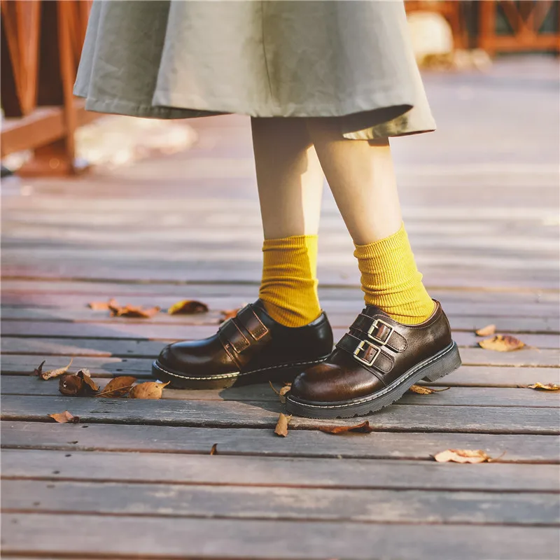 2020 Vintage Women Harajuku Oxfords Shoes British Carved Ladies Platform Brogue Shoes Round Toe Buckle Flats Women Student Shoes (8)