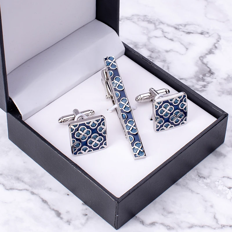 New Luxury Square Enamel Cufflinks Blue Flower Design Cuff Button Lucky Four-Leaf Clover Jewelry For Mens Wedding Business Gift