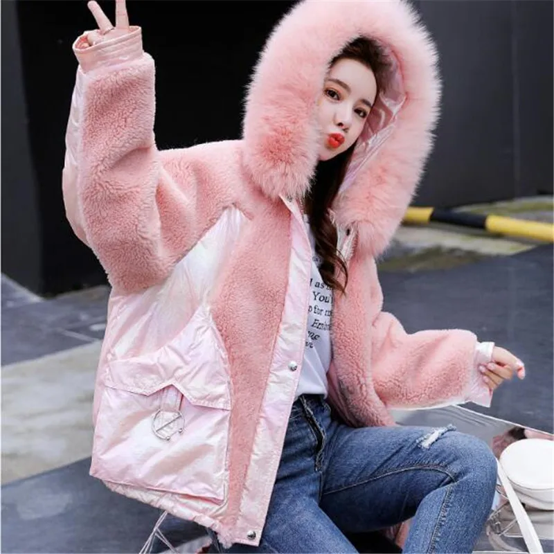 Pink Короткое высококачественное пальто из меха ягненка, женская модная свободная парка с капюшоном, зимняя толстая пуховая хлопковая куртка, женская верхняя одежда большого размера - Цвет: Pink