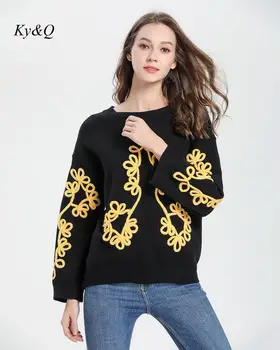 

Brand Design Runway 2019 Winter Luxury Fashion O-neck Pullovers Top Sweaters Women Christmas Black Floral Embroidery Outwear