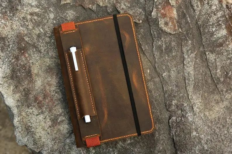 Персонализированный кожаный чехол для ноутбука Leuchtturm 1917 Medium A5/минималистичный