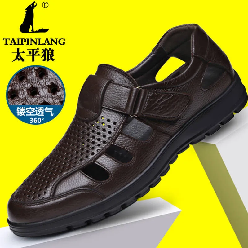 

2019 New Style Summer Sandals Hot Selling Men Leather Sandals Middle-aged Foot Covering Porous Shoes Soft Leather Soft Bottom Sh