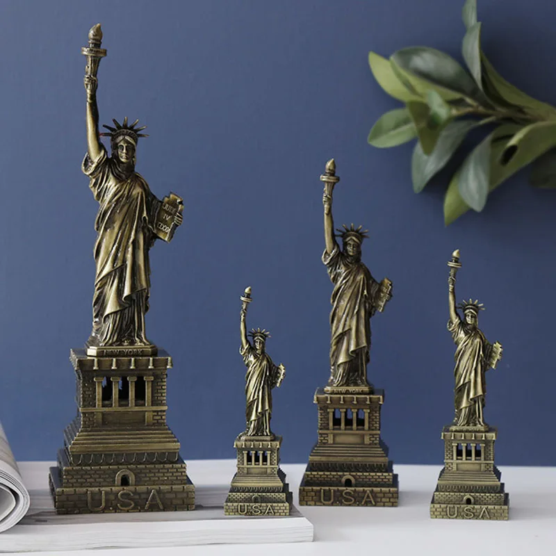 Nordic Statue Of Liberty Sculpture Modern Simplicity Metal Crafts Art Ornaments Creative Home Desktop Decoration Wedding Gift | Дом и сад