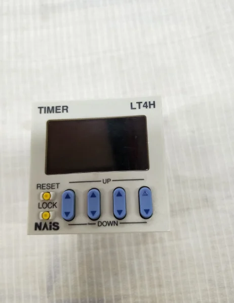 Бывший в употреблении LT4H-AC240vs lt4avi240vs ATL5187 таймер