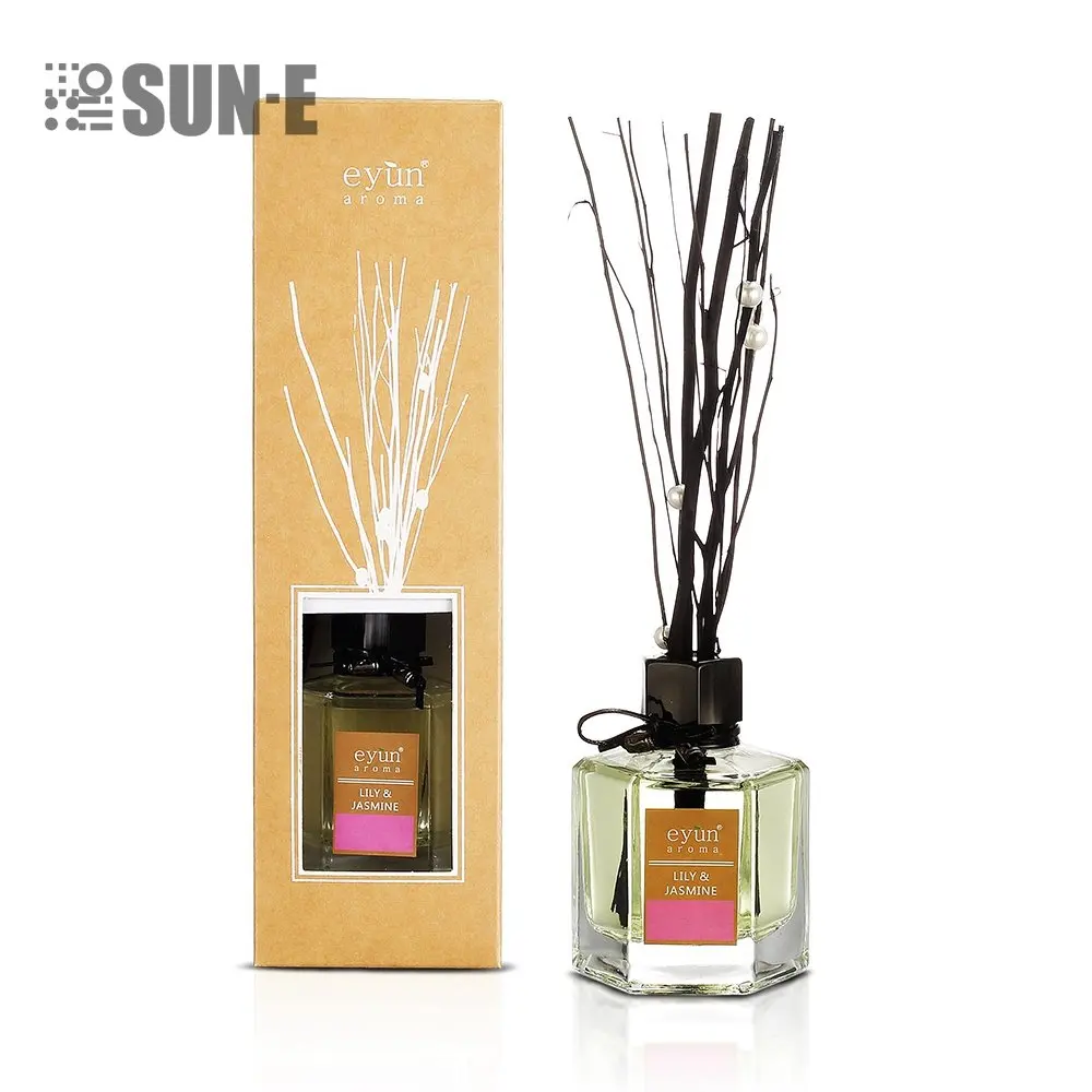 

Essential Oil Reed Diffuser Gift Ornaments Set -Reed Sticks and Long Lasting Natural Scented Fragrance Oil (3.52Oz.)