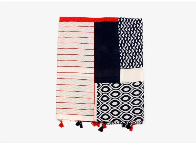 4455483909_590449100