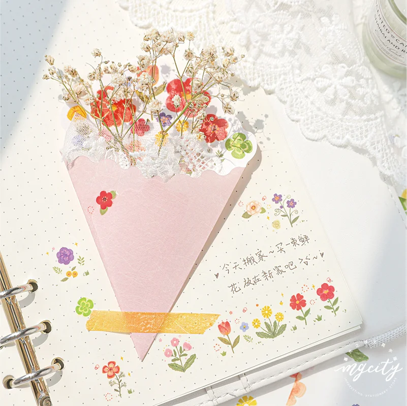 

6PCS/LOT give you a bunch of dopamine series fresh and lovely memo pad