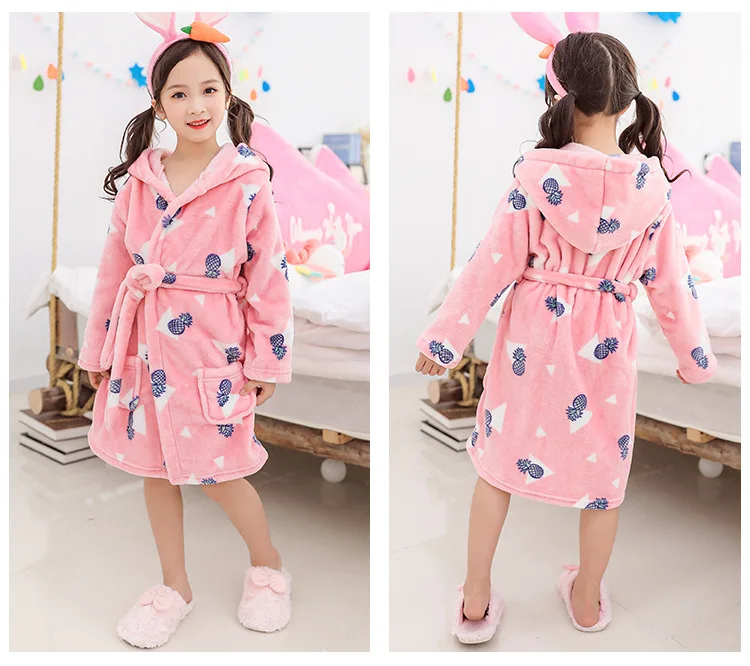 Cartoon Children Flannel Pajamas Boys Girls Robes Soft Thicken Hooded Bath Robes Long Sleeve Warm Lovely Child Home Clothing