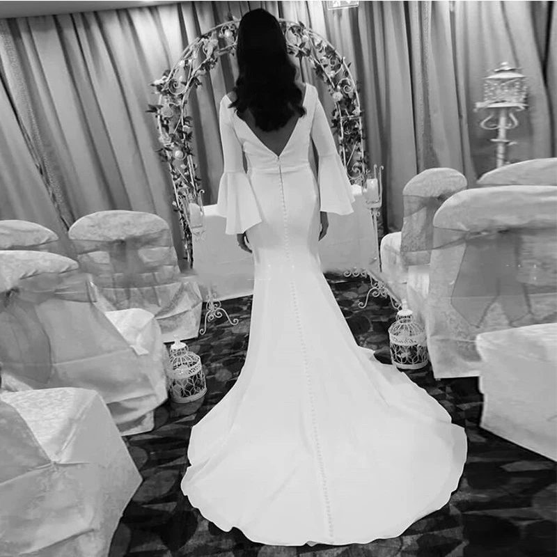 V-neck-Modest-Wedding-Dress-With-Long-Bell-Sleeves-Elegant-Mermaid-Bruidsjurk-White-Ivory-Women-Bridal (1)