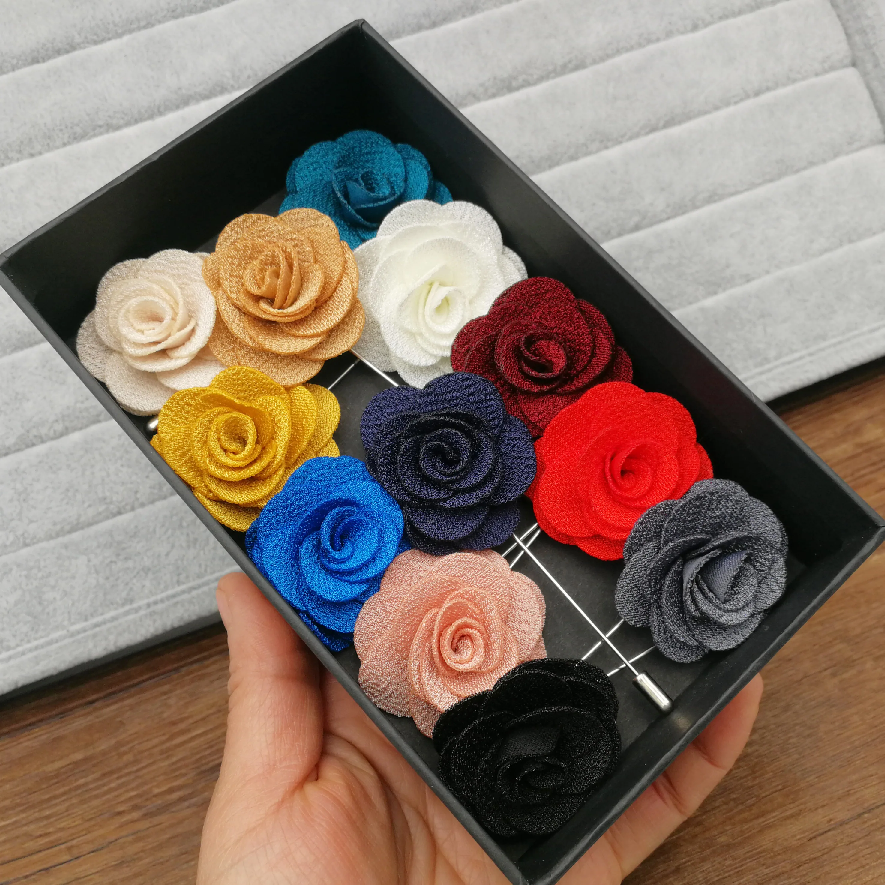 Fabric Flower Brooches for Women Brooch Pins Suits Decoration Lapel Pins For Men Brooch for