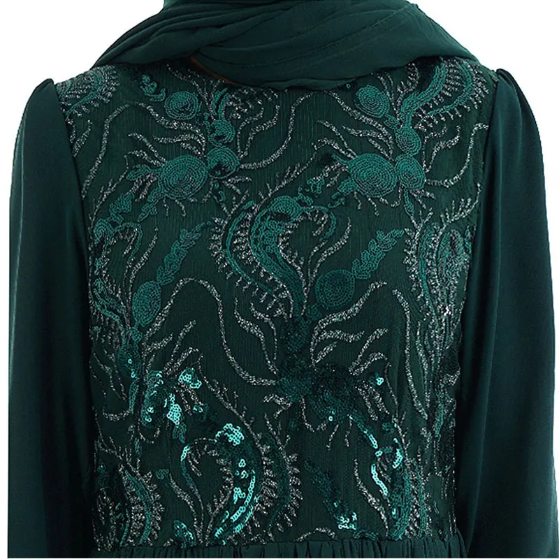 9532708043_341398406