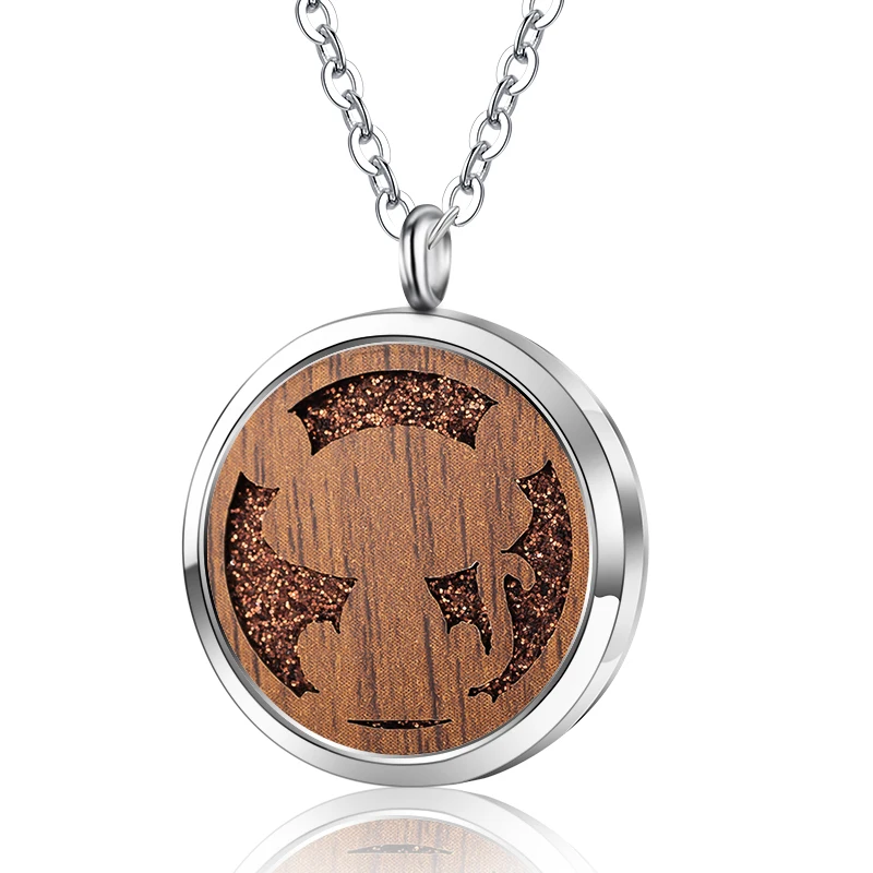 

Retro alloy animal aromatherapy essential oil diffuser magnetic open perfume small box 2020 new cat necklace birthday gift