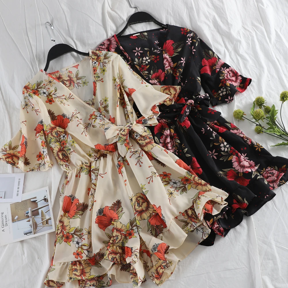 2020 Women Floral Printed playsuits Floral Jumpsuits Female Rompers Half Sleeve Female V-Neck Jumpsuits and Rompers  G1721