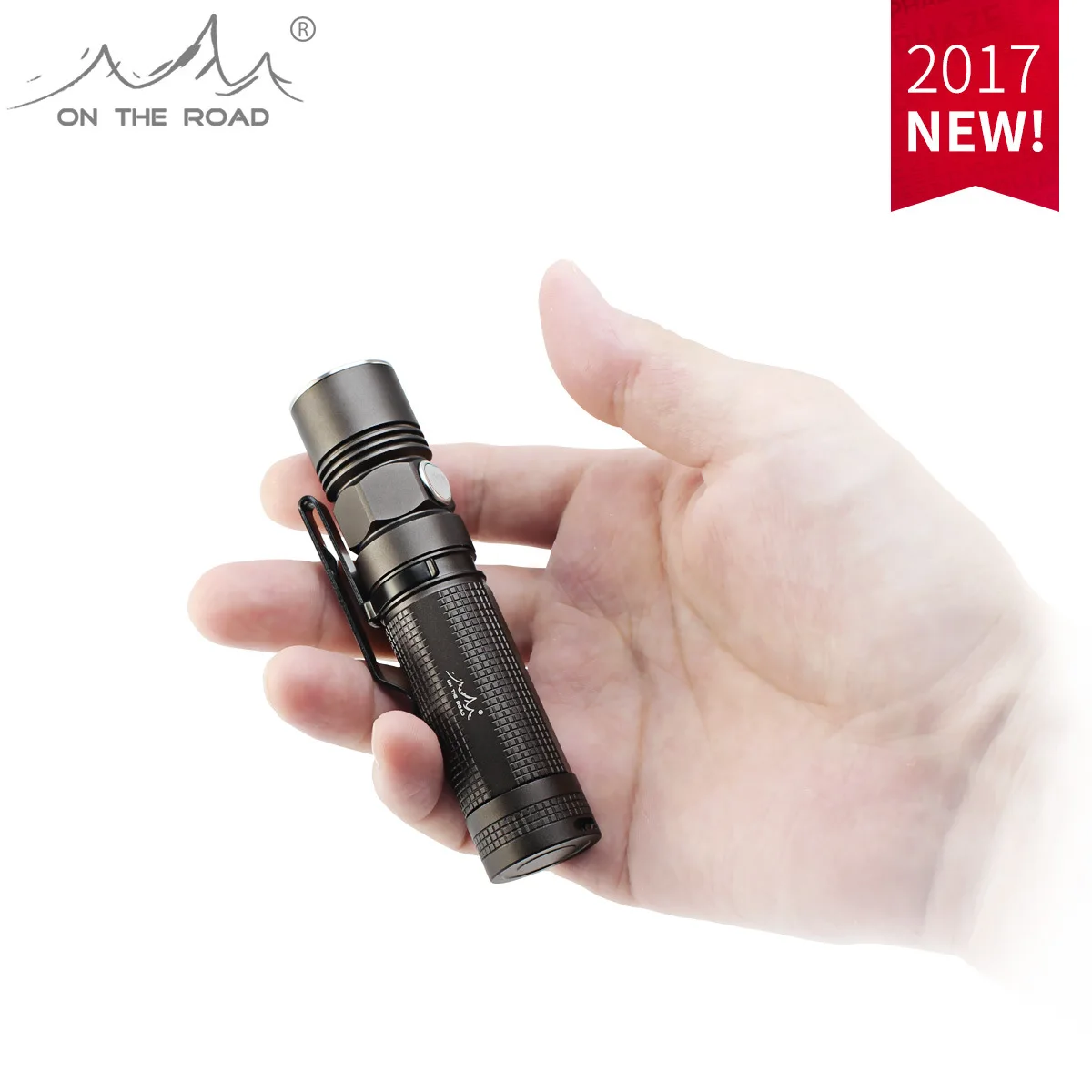 

Road M6 Mini Torch Chargeable Power Torch Household Small Flashlight Long Shots Pocket Outdoor Defensive