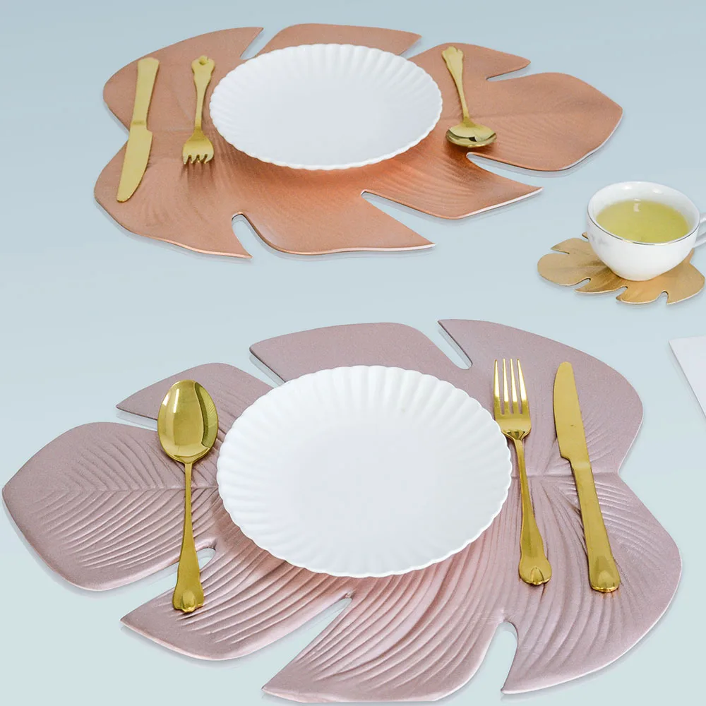 

Creative PVC Placemat Simulation Plant Palm Leaf Table Mat Pink Gold Heat Insulation Waterproof Pad Home Christmas Decoration