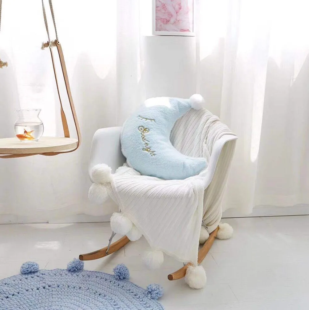 8896737342_1846066037