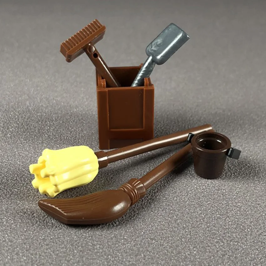7Pcs Legoings City Cleaning Tool Building Blocks Kit Shovel Broom Bucket MOC Figures Accessories Bricks Kids Educational Toys (1)