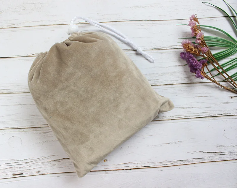 9381890598_1898915400