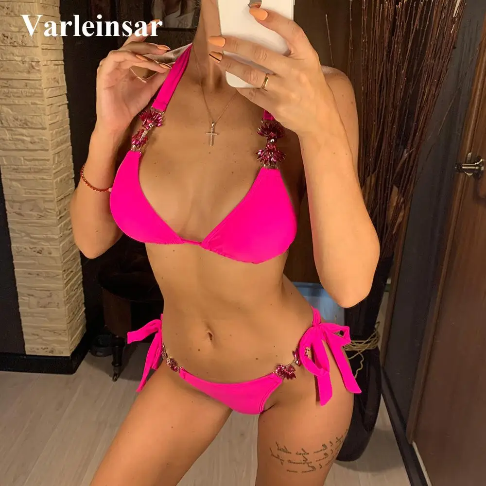 Sexy Shiny Jewel Halter Bikini Female Swimsuit Women Swimwear Two-piece Bikini set Luxury Diamond Bather Bathing Suit Swim V2451 Sexy Shiny Jewel Halter Bikini Female Swimsuit Women Swimwear Two-piece Bikini set Luxury Diamond Bather Bathing Suit Swim V2451