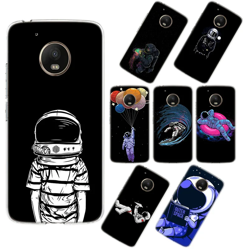 

Space Moon Astronaut Black Painted Phone Case For Motorola G4 G5 G5S G6 G7 G4Play G5Plus G6Plus G7Play E6Plus Phone Case Cover