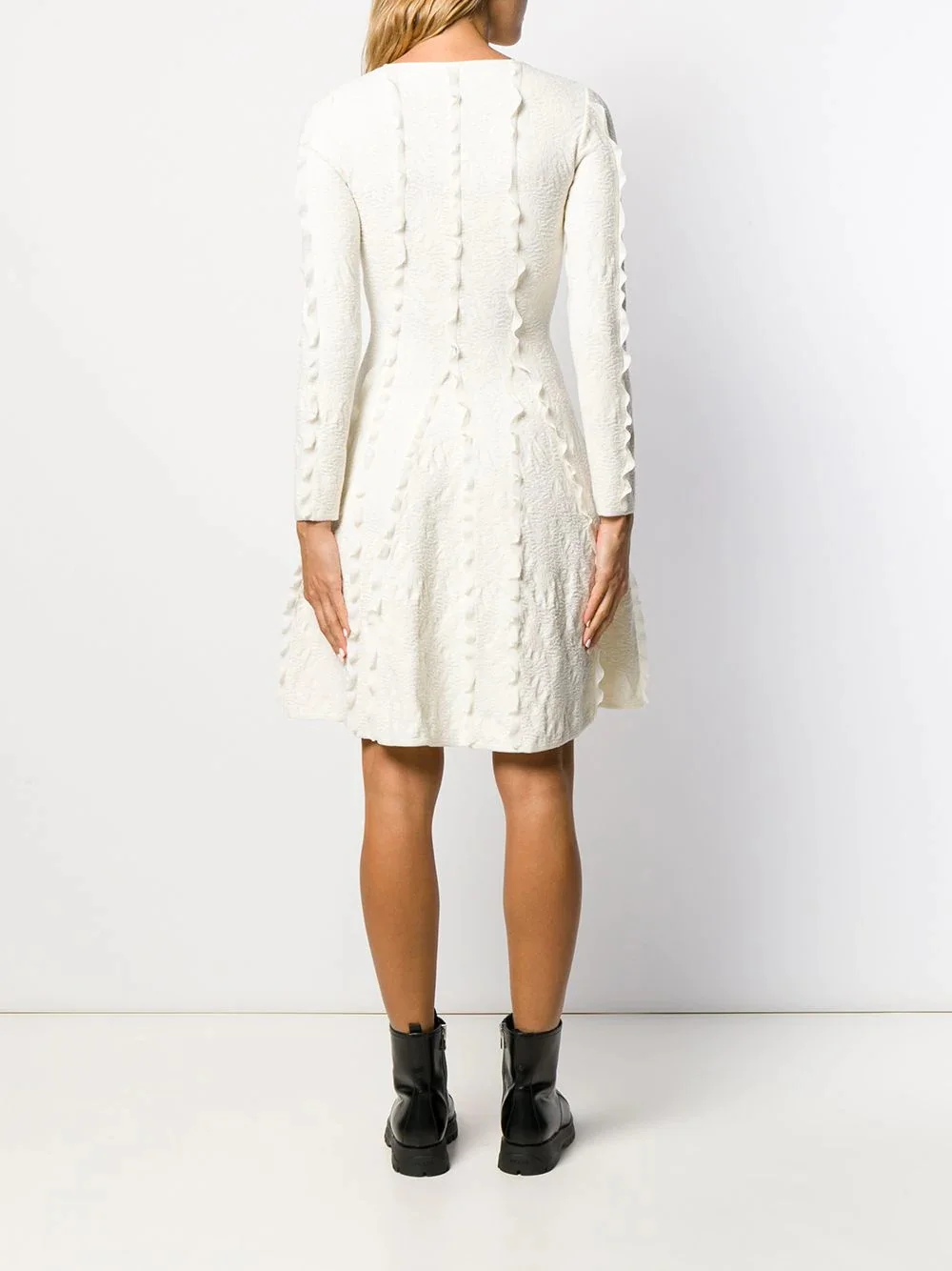 New autumn and winter celebrity party white long sleeve round neck jacquard fluted hem bandage dress