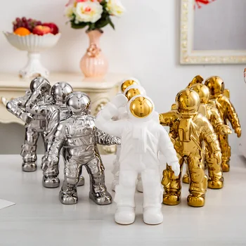 

Manual Space Man Astronaut Model Sculpture Creative Cosmonaut Statue Northern Europe Home Decorations Ceramics Craftwork ZL418