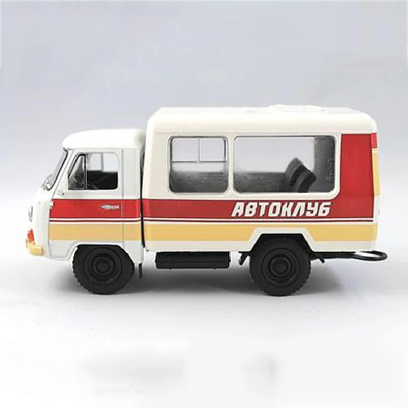 1/24 UAZ T12 Русская модель автомобиля Uzi литой Сплав ретро классический автомобиль