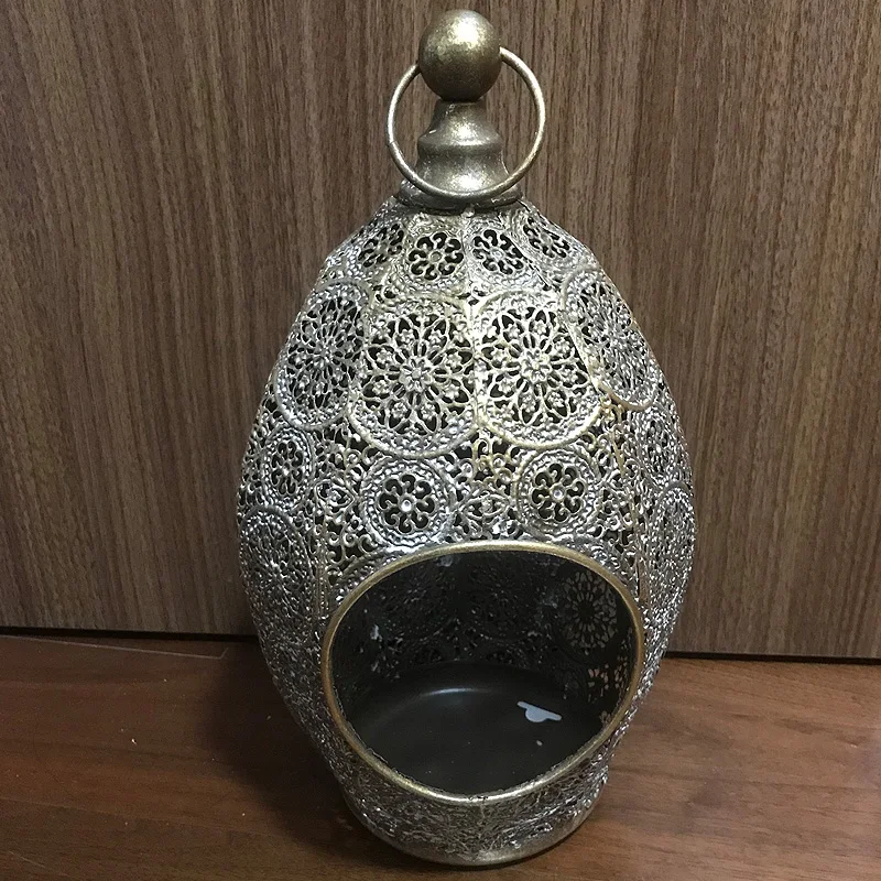 

Decorative Gold Hollow Out Vintage Antique Lantern for Candle Holder