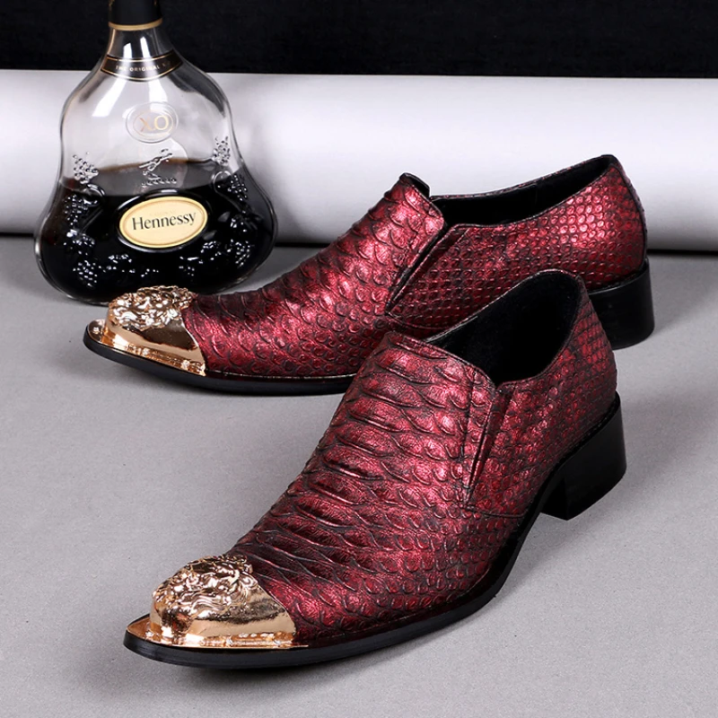 

Christia Bella British Style Golden Carving Pointed Toe Man Dress Shoes Wine Red Fish Scale Pattern Real Leather Men Party Shoes