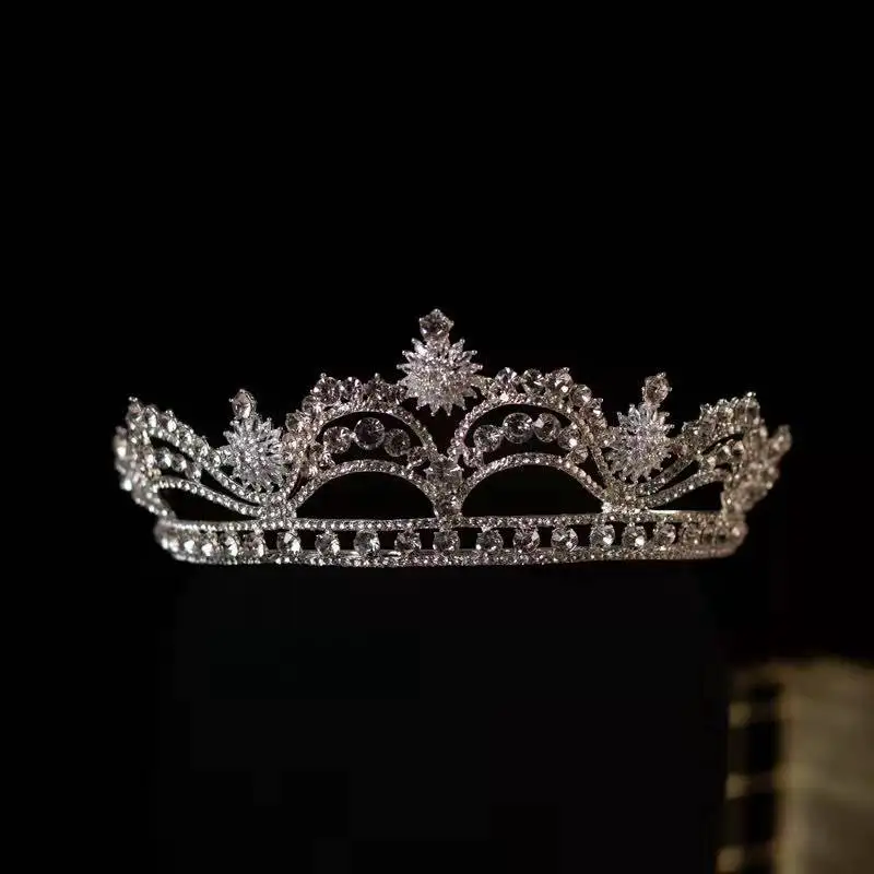 Bridal Crowns Princess Headband Crystal Bride Tiaras Designer Wedding Hair Jewelry Queen Diadem Headpieces Women Headwear