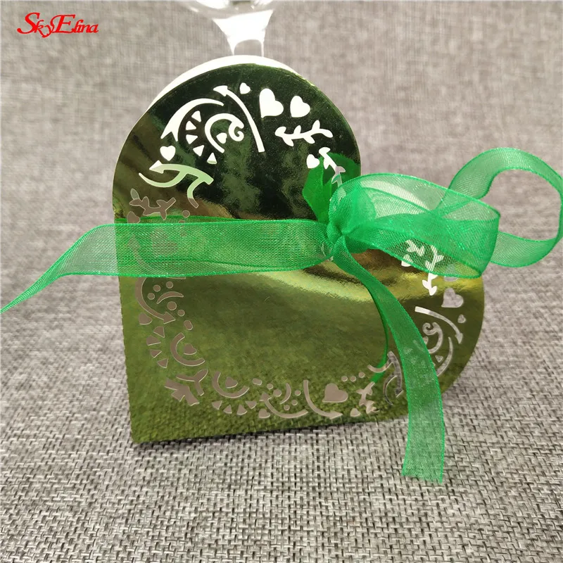50 шт. свадебные коробки для конфет в форме сердца с лазерной огранкой, Подарочная коробка с лентой, милая сумка для дня рождения, свадебные сувениры, вечерние коробки для гостей, 8Z - Цвет: BrightGreen