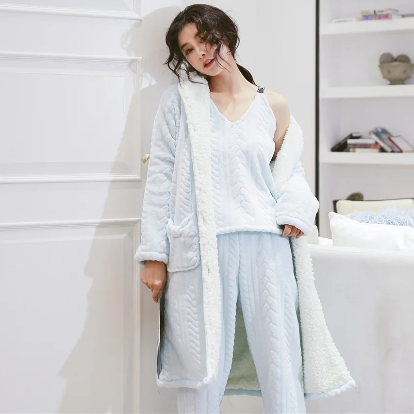 10143982397_1593802422