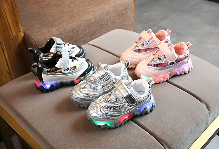 Boy Girl Glowing Luminous Led Light Up Breathable Sneakers Shoes