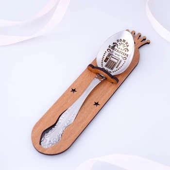 

Tea spoon with "Accountant" engraving, h = 14cm. 3263372