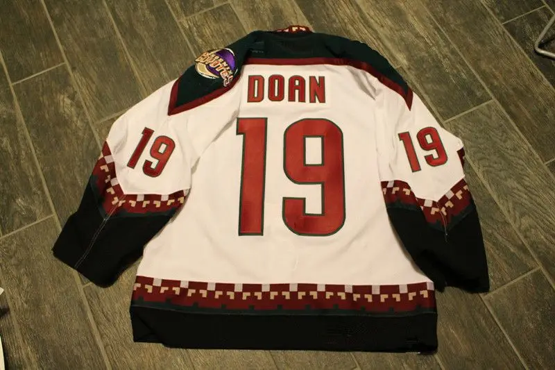 phoenix coyotes jersey numbers
