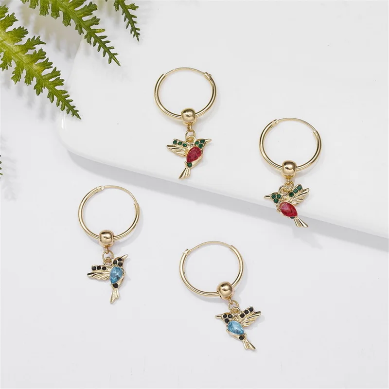 Exquisite Bird-shaped Hummingbird Hoop Pendant Crystal Pendant Earrings Tassel Bird Earrings for Women's Wedding Jewelry - Image 2