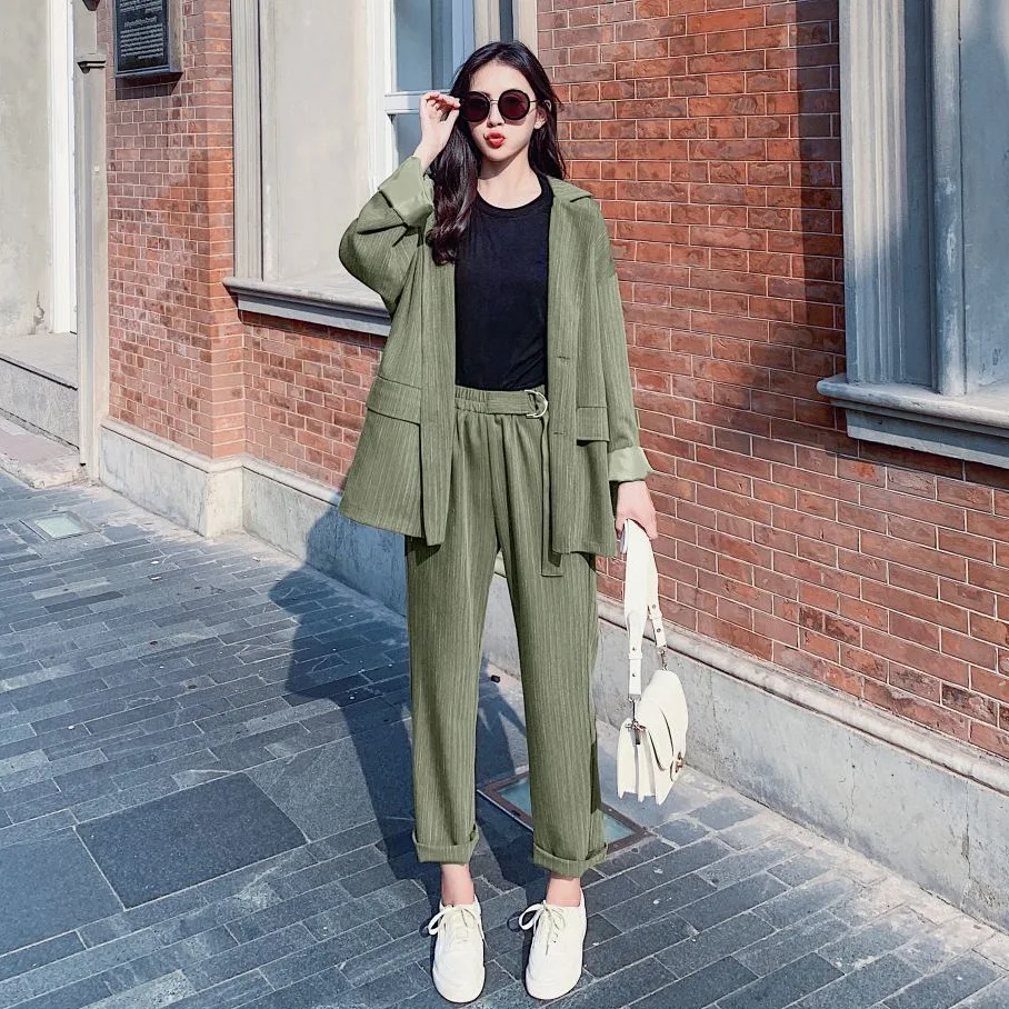 

Photo Shoot Main Push INS Young-Style Army Green Stripes Loose-Fit Small Suit High-waisted Straight-Cut Capri Pants Two-Piece Wo