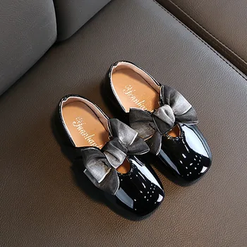 

Baby Shoes 2019Top New Fashion Girls Soft Bottom British Wind Butterfly Flat Princess Shoes For Children Chaussures BeBe