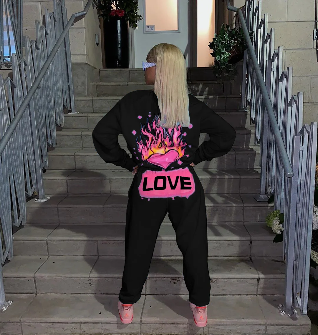 BKLD Tracksuit Women 2024 New Fashion LOVE Heart Printed Sweatshirt And Pants Set Two Piece Outfits Streetwear Clothing cool lion 3d printed men s hoodie pants suit king ace spade lion poker hip hop streetwear casual harajuku tracksuit clothing set