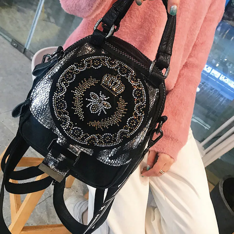 Bolso de hombro con remaches de lujo para mujer, Mini bolsos de cuero con diamantes de imitación, bandolera de abeja, 2022