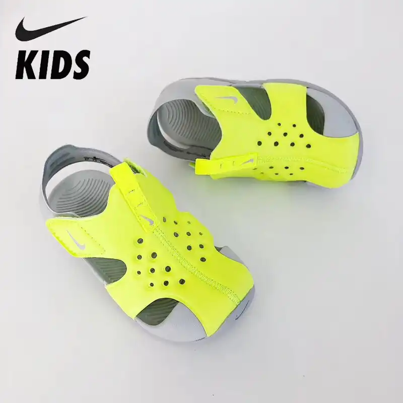 nike kids beach shoes