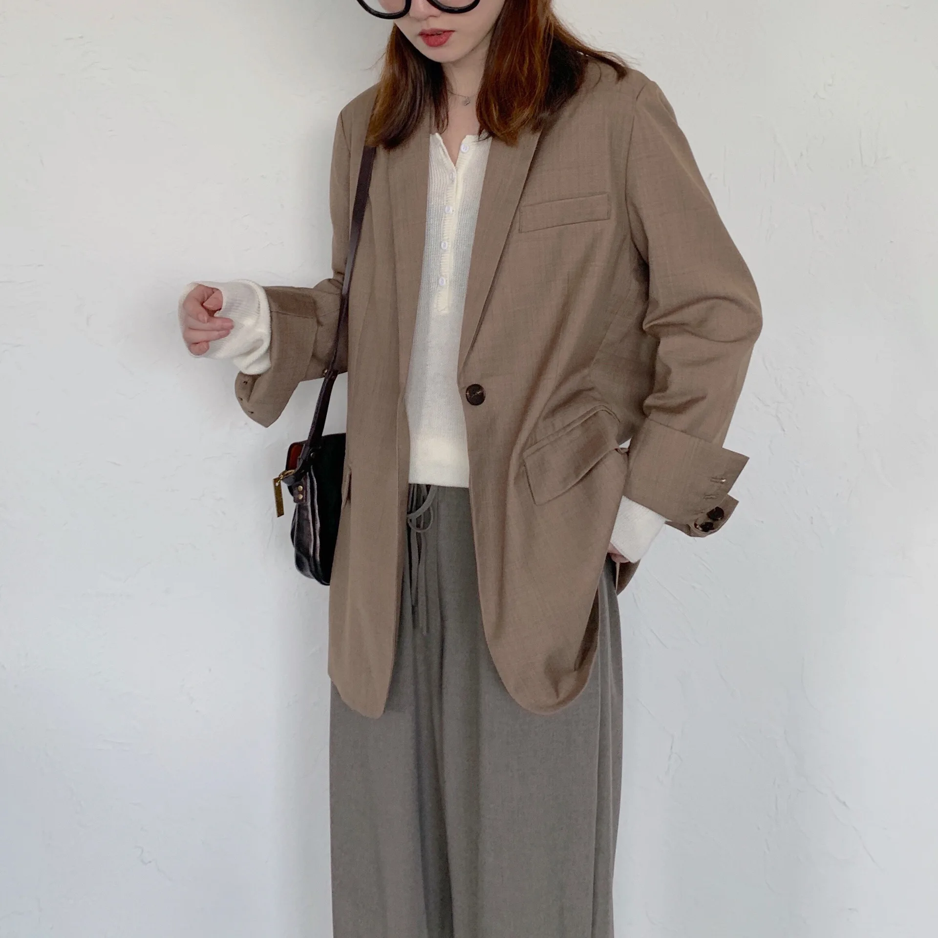 

Gentle Elegant Little Sister Tea Color Casual Loose-Fit One-Button Long Sleeve Fold-down Collar Suit Jacket Women's